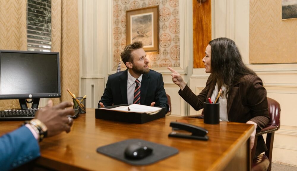 Como escolher um bom advogado